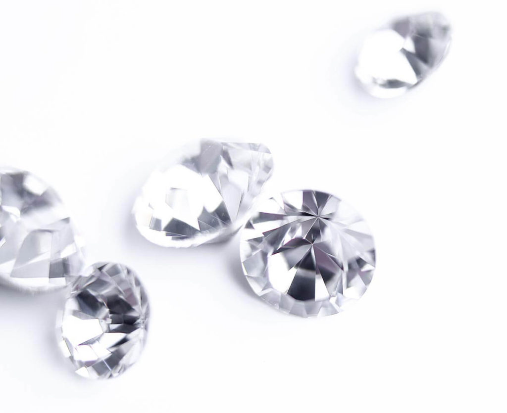 reasons-for-a-diamond-to-seem-hazy-or-cloudy